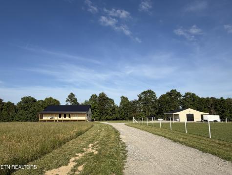 110 Don Conatser Road Allardt TN 38504