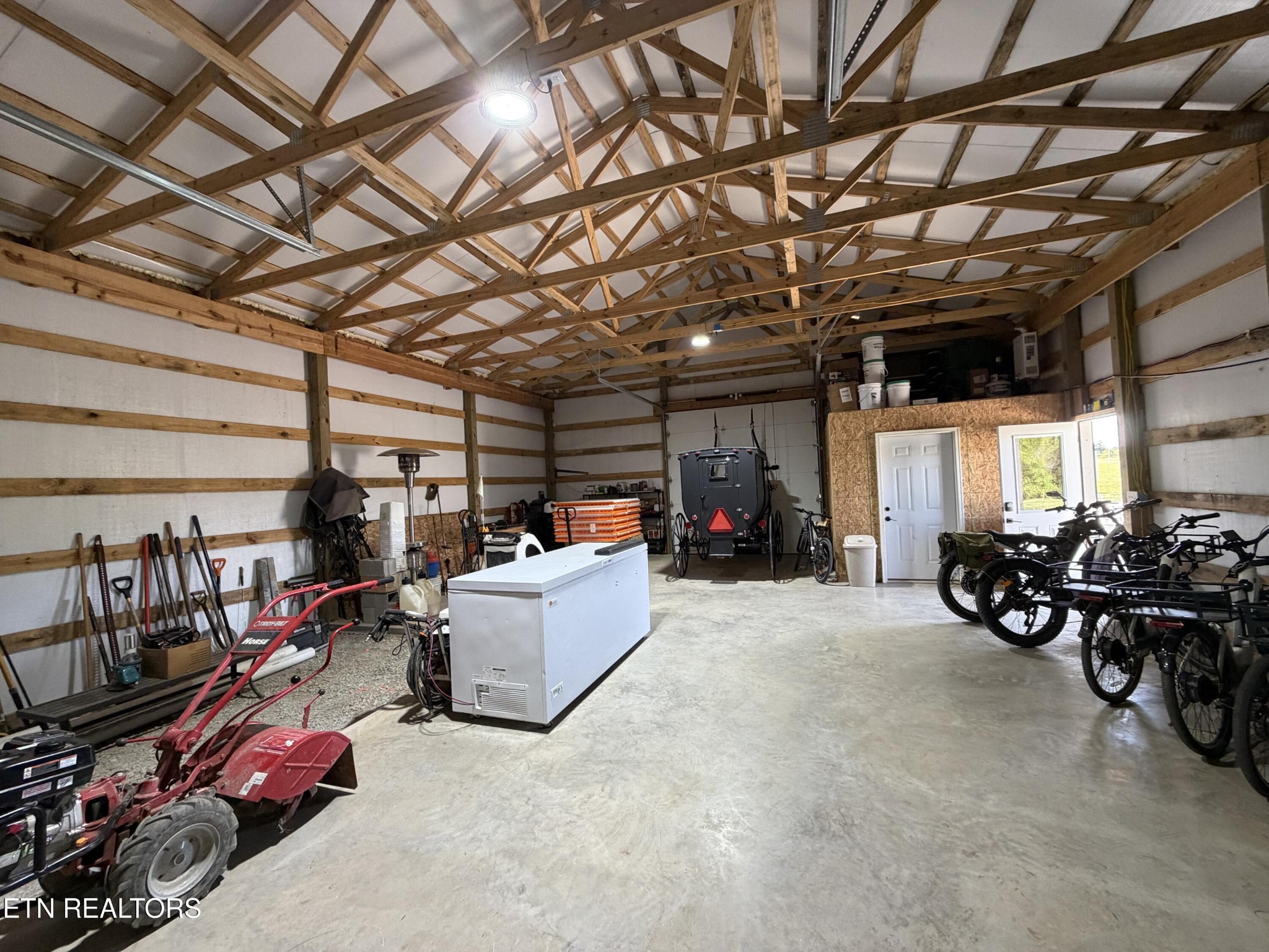 110 Don Conatser Road Allardt TN 38504