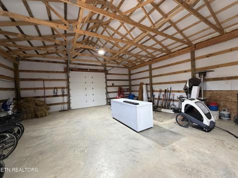 110 Don Conatser Road Allardt TN 38504
