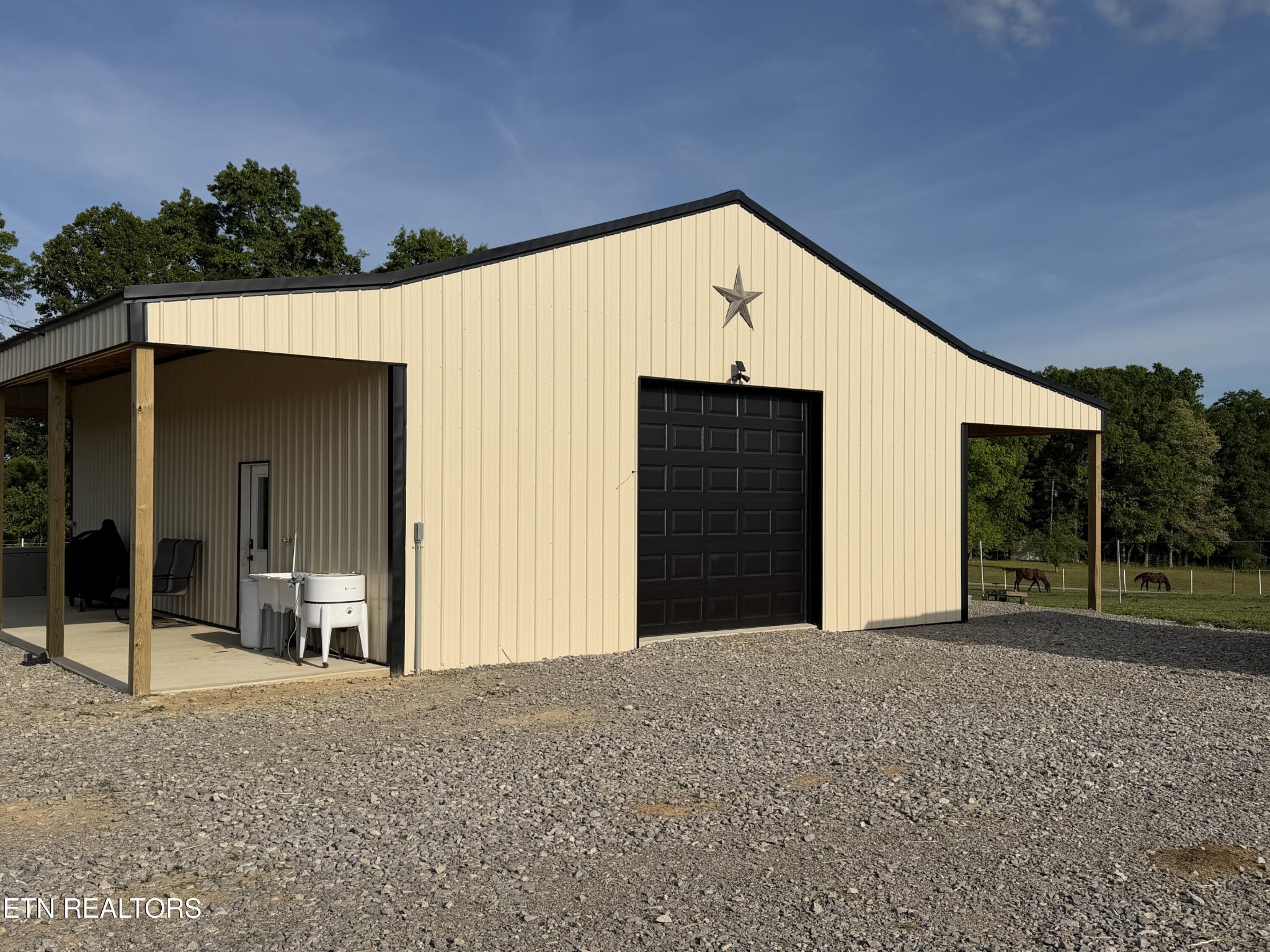 110 Don Conatser Road Allardt TN 38504