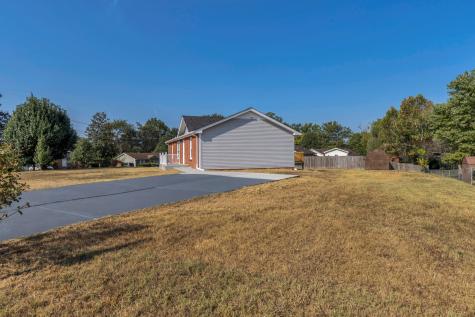 443 Newman Drive Clarksville TN 37042
