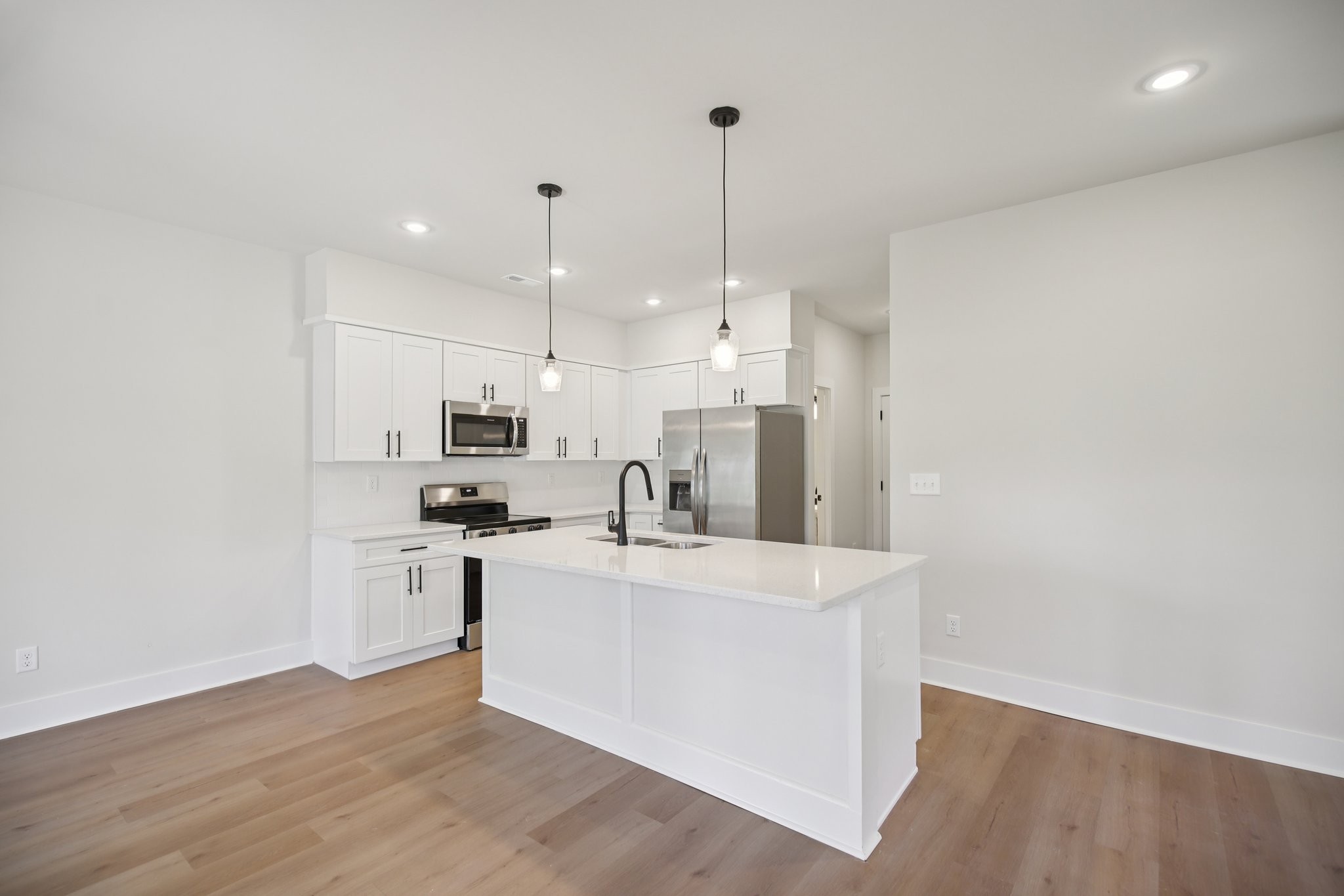 1052 Stagecoach Drive White House TN 37188