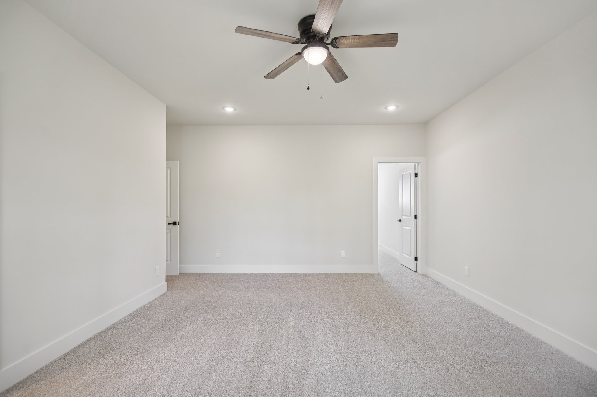 1052 Stagecoach Drive White House TN 37188