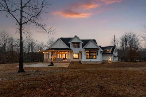 2070 River Bluffs Drive Jasper TN 37347