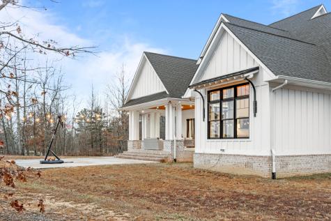 2070 River Bluffs Drive Jasper TN 37347