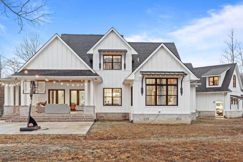 2070 River Bluffs Drive Jasper TN 37347