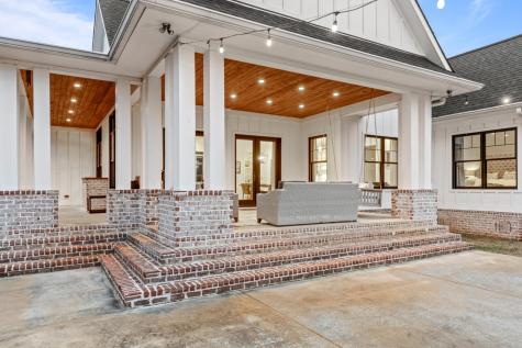 2070 River Bluffs Drive Jasper TN 37347