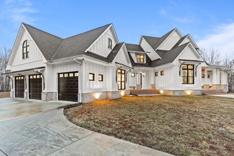 2070 River Bluffs Drive Jasper TN 37347