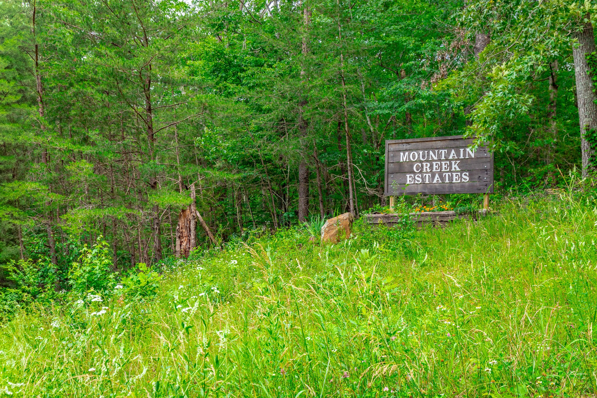 87 Apple Road Pikeville TN 37367