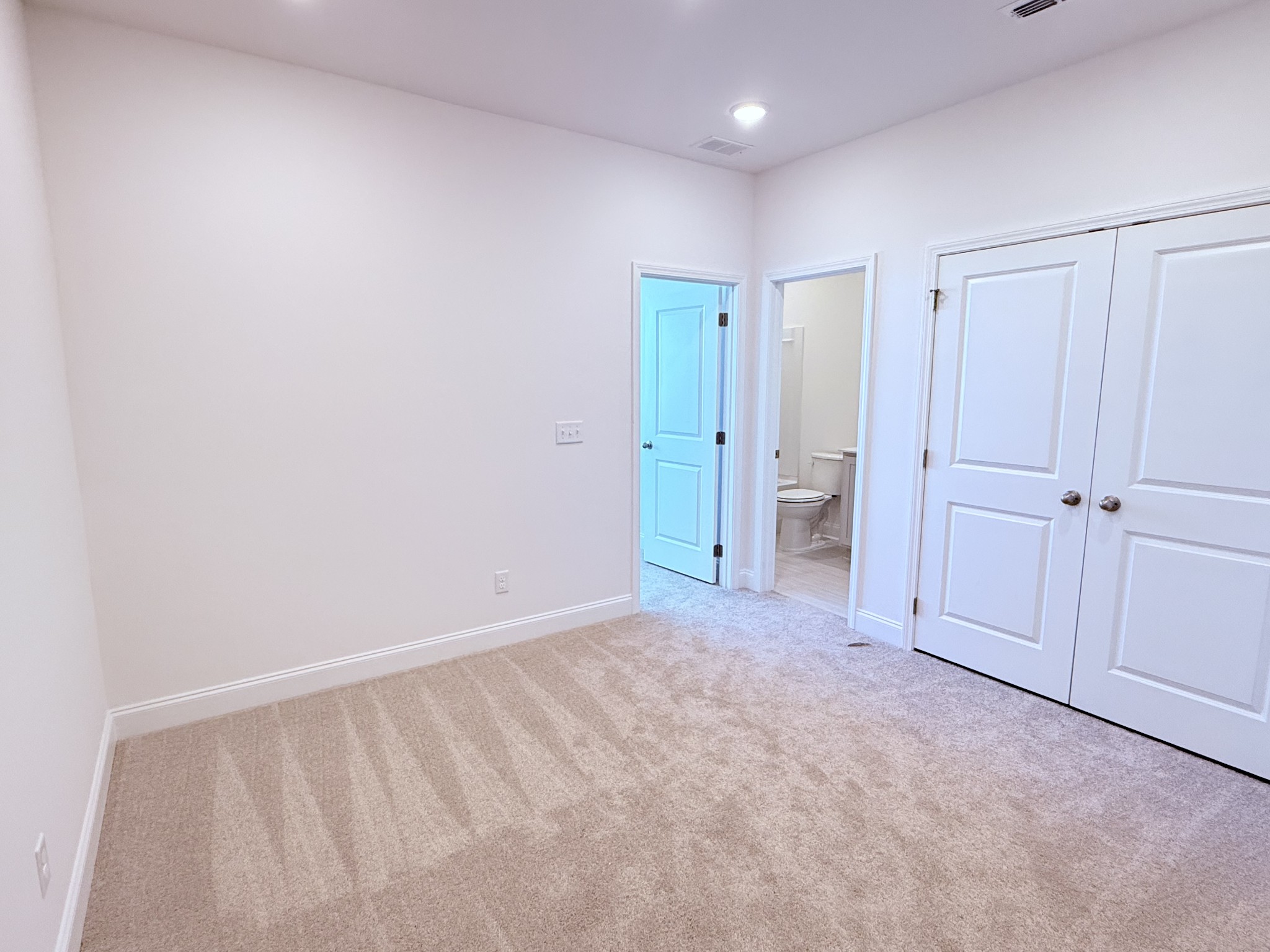 2718 Willowoak Trail Murfreesboro TN 37129