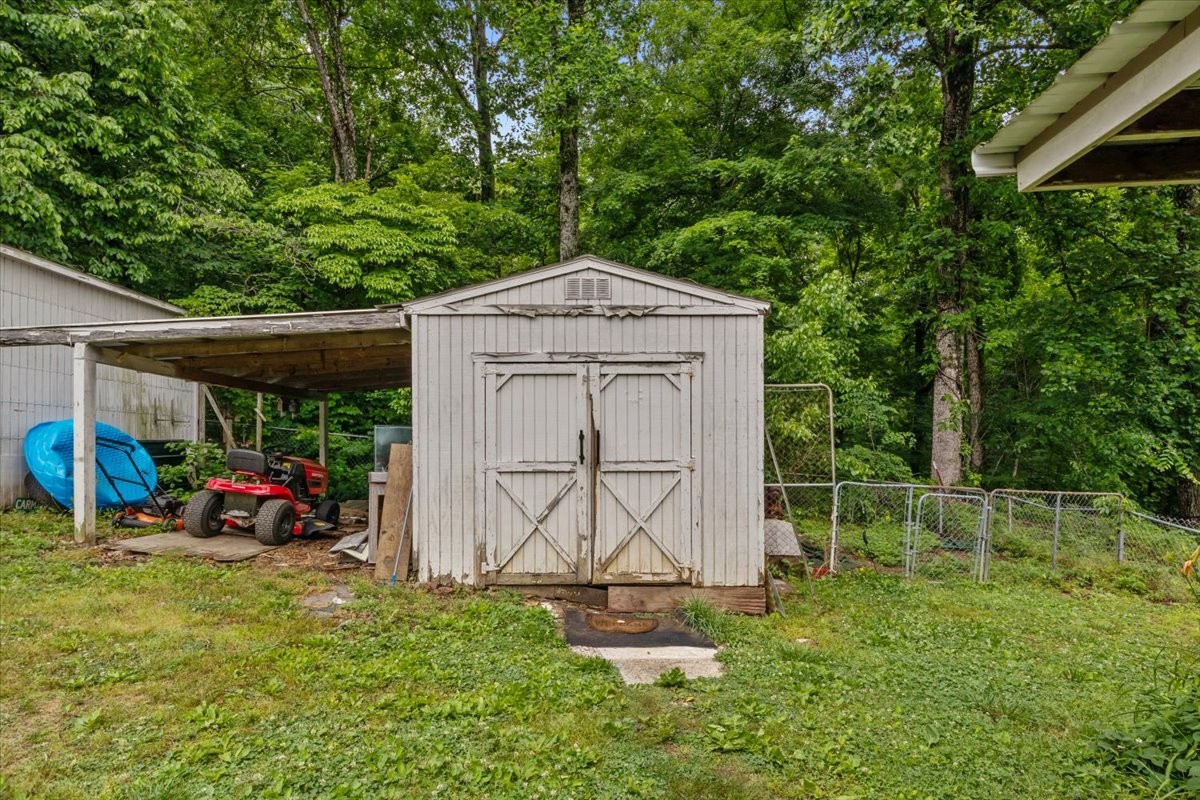 54 Tyler Lane Erin TN 37061