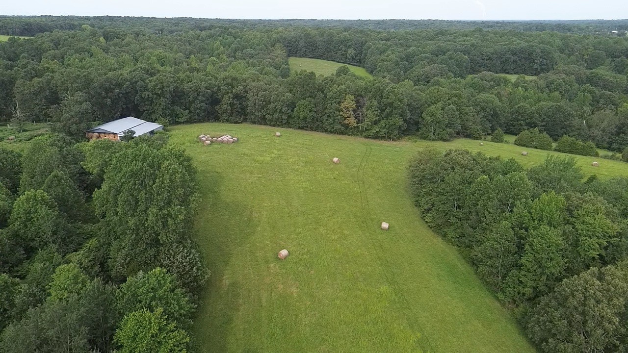 5128 Louise Road Cumberland Furnace TN 37051