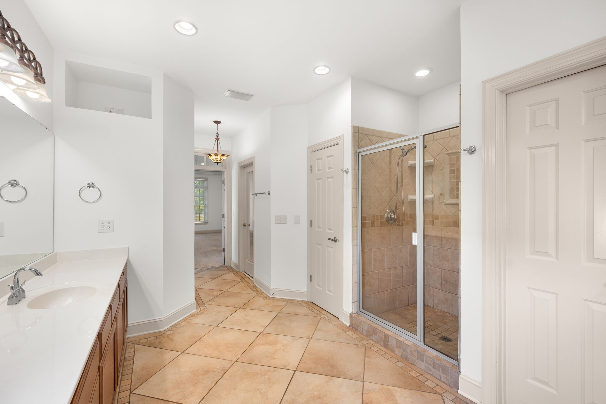 6040 Woodland Hills Drive Nashville TN 37211