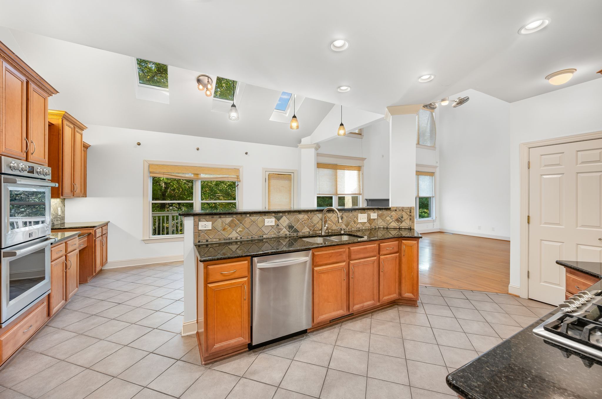6040 Woodland Hills Drive Nashville TN 37211