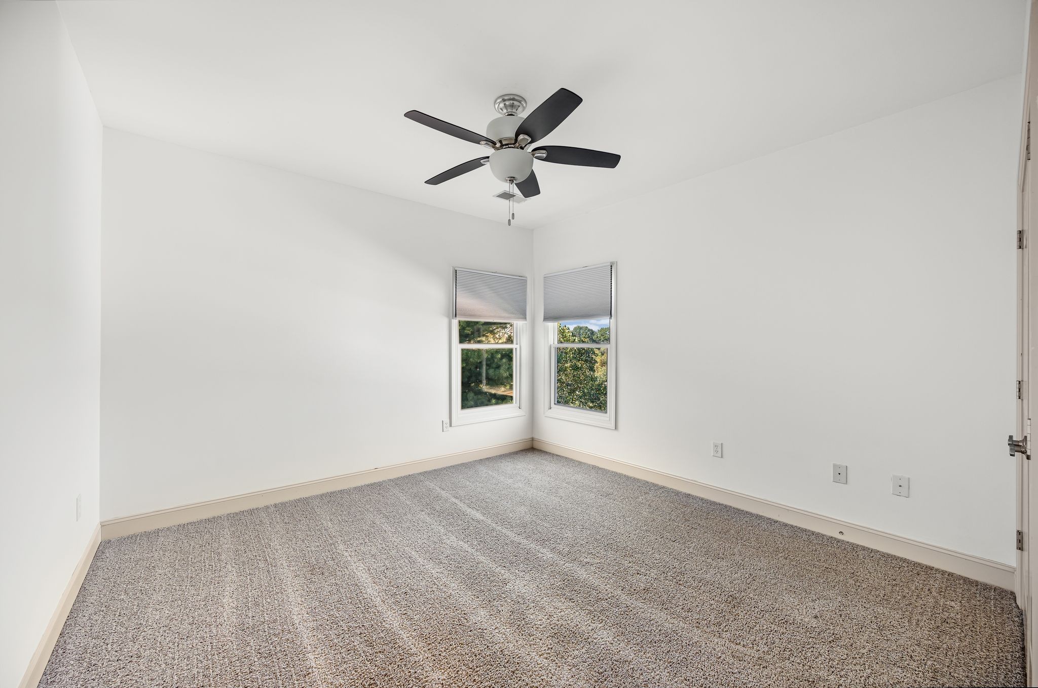 6040 Woodland Hills Drive Nashville TN 37211