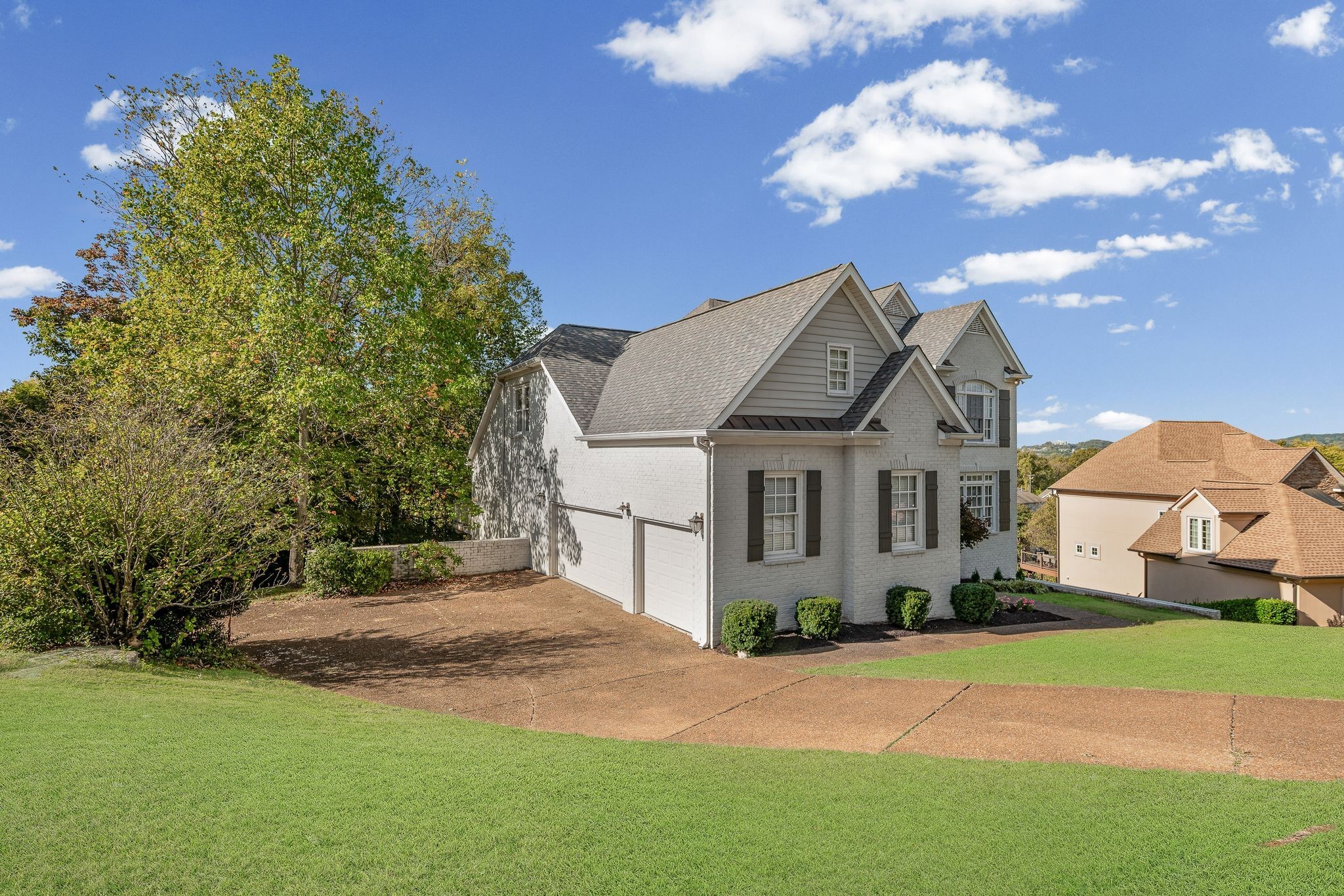 6040 Woodland Hills Drive Nashville TN 37211