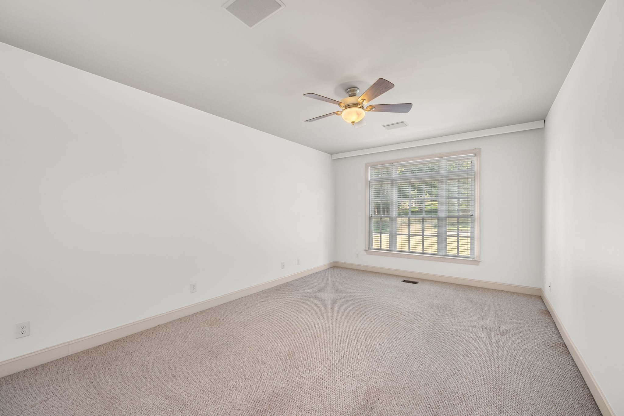 6040 Woodland Hills Drive Nashville TN 37211