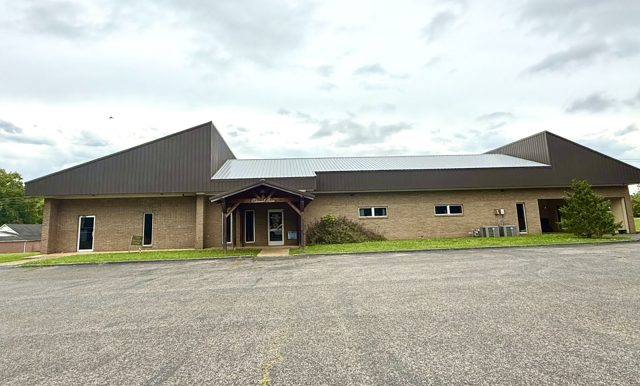 411 W Gaines Street Lawrenceburg TN 38464