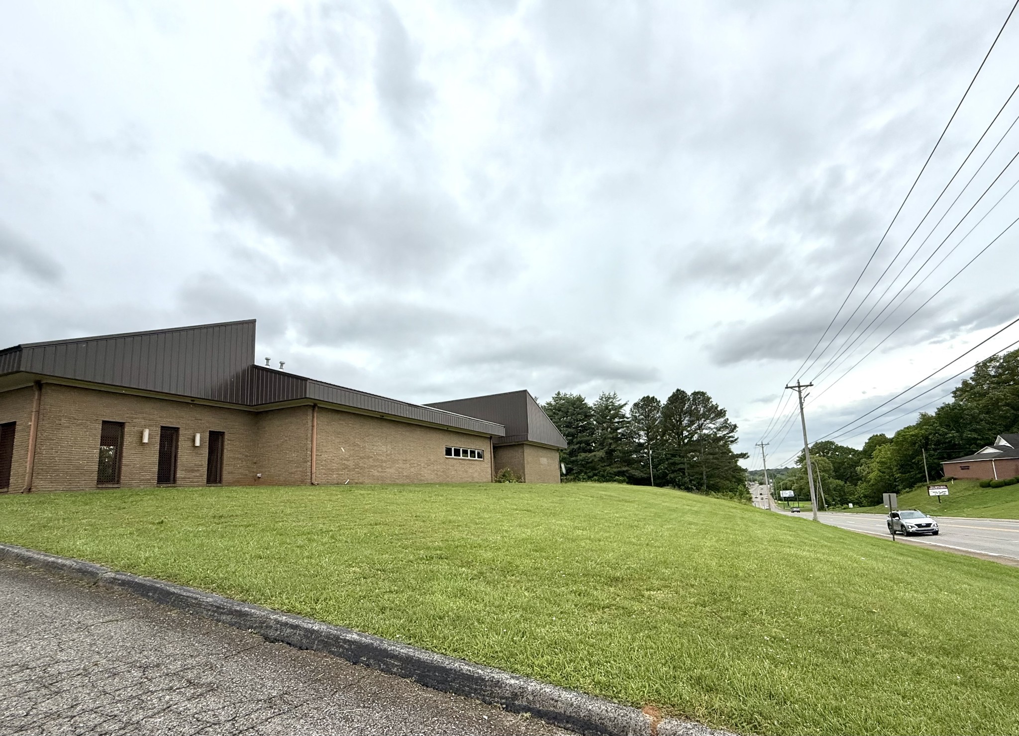 411 W Gaines Street Lawrenceburg TN 38464