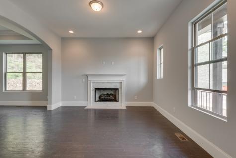 954 Hunters Lane Springfield TN 37172