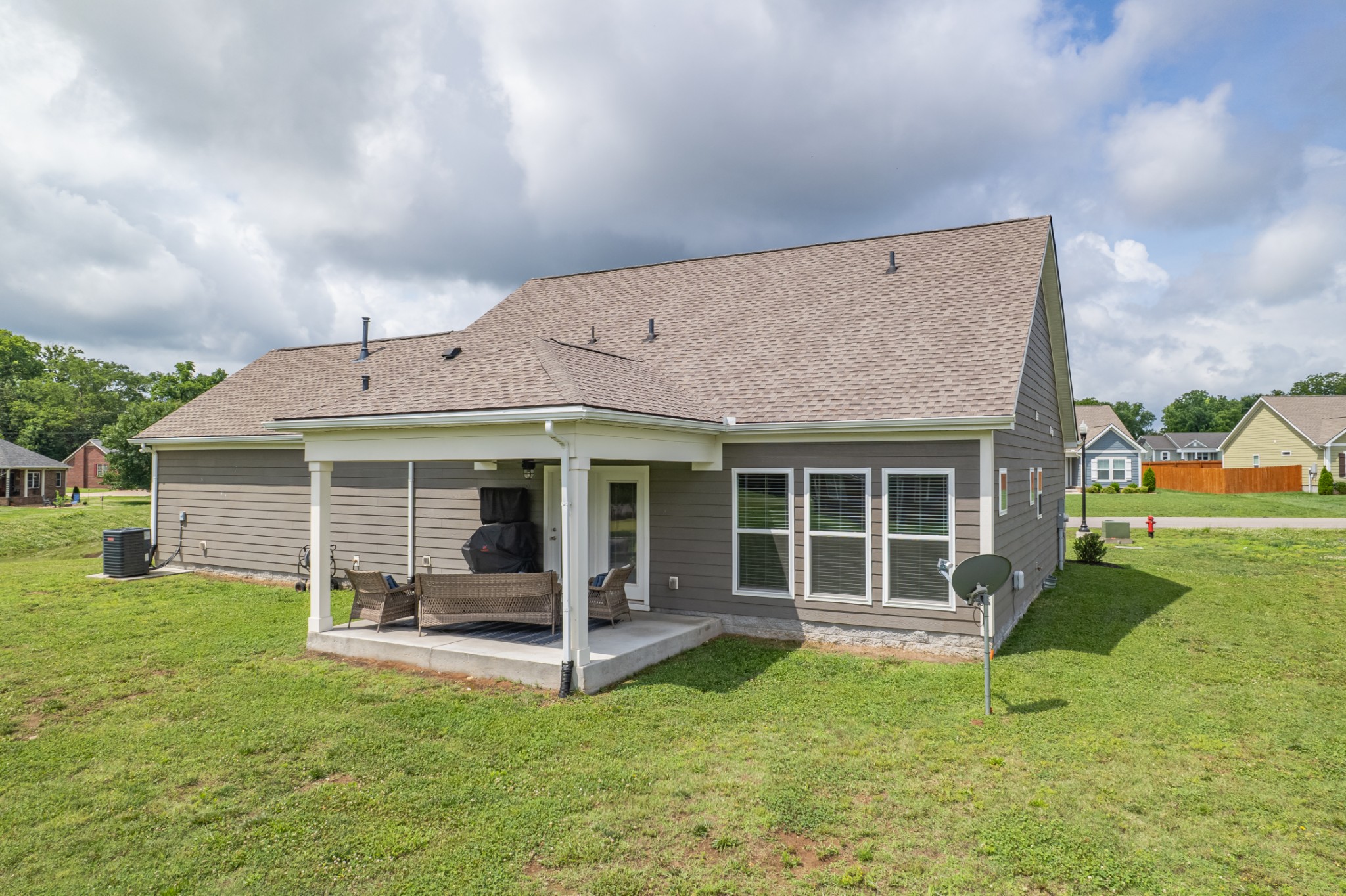 727 Larry Circle Mount Pleasant TN 38474