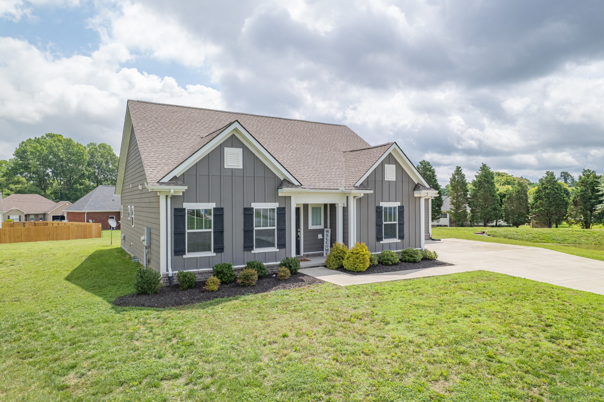 727 Larry Circle Mount Pleasant TN 38474