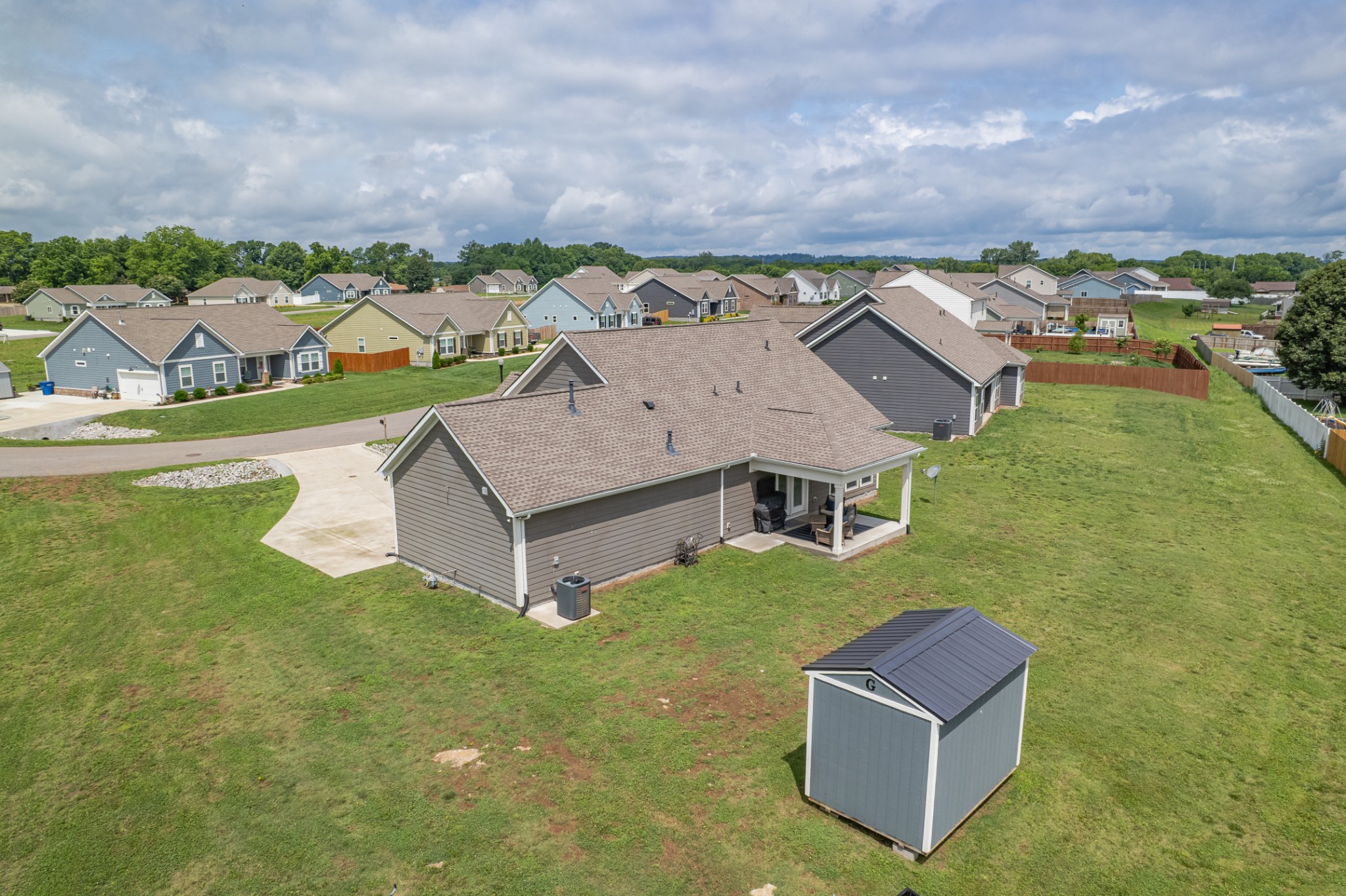 727 Larry Circle Mount Pleasant TN 38474
