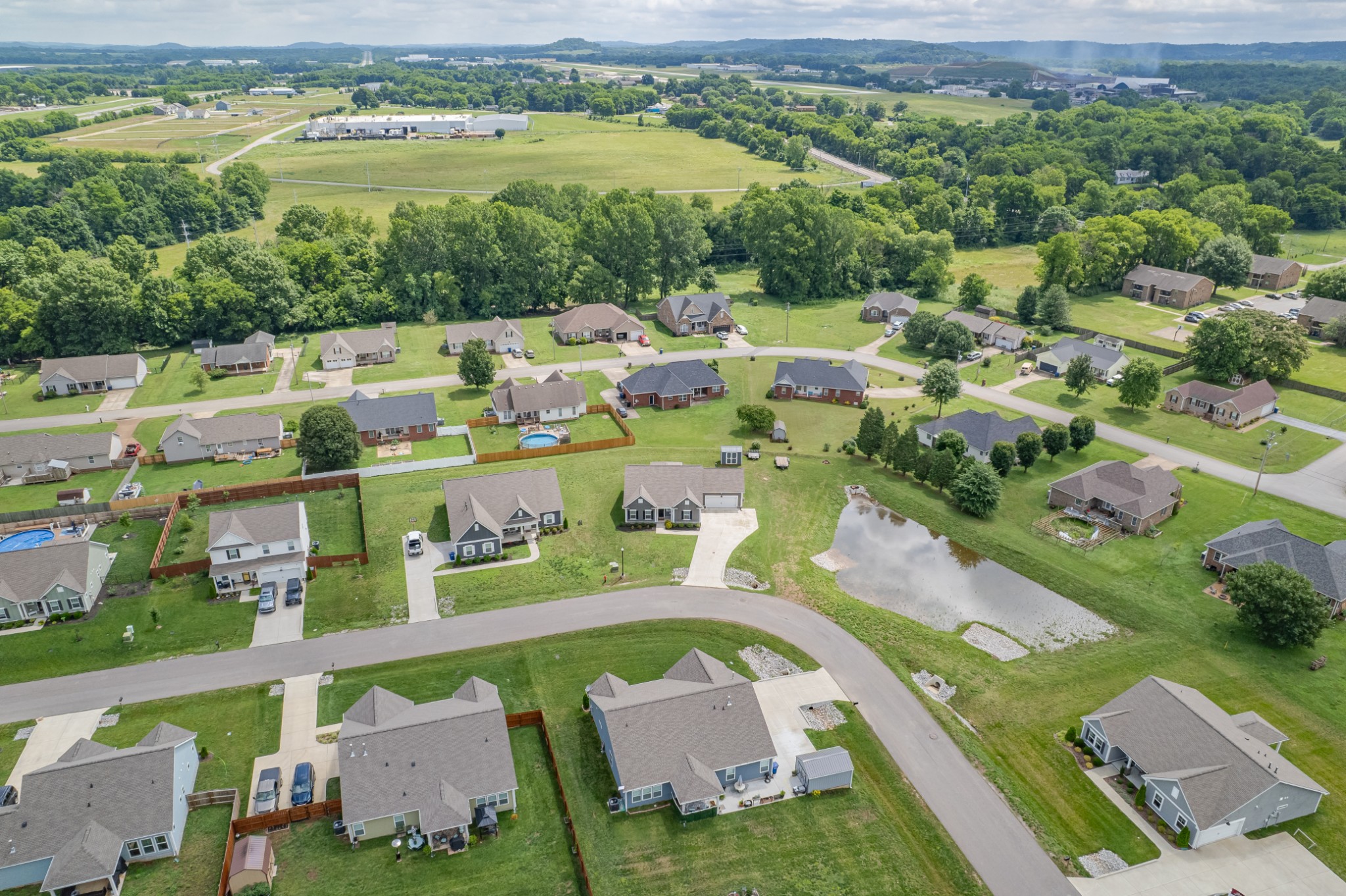727 Larry Circle Mount Pleasant TN 38474