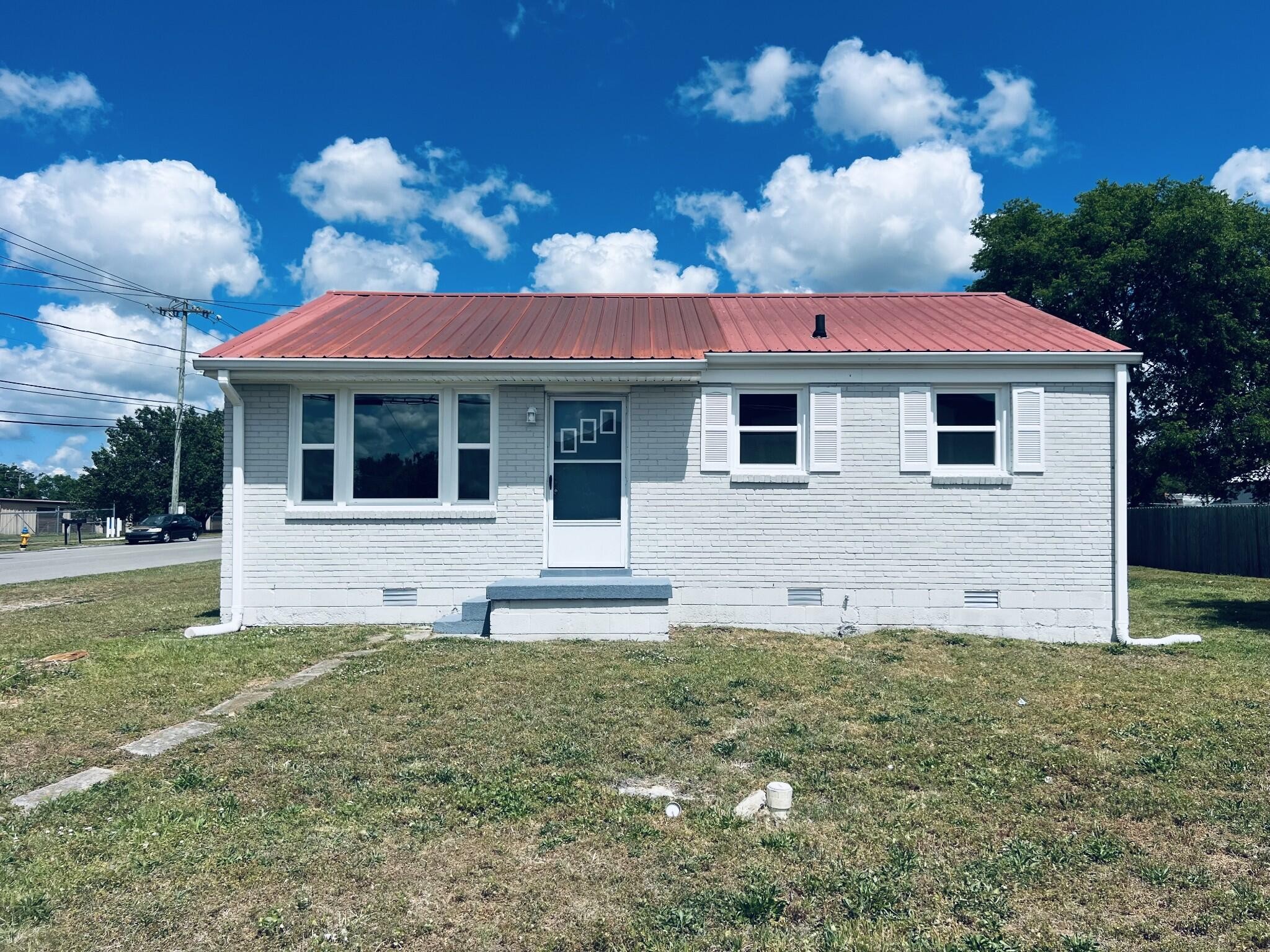 601 C L Manier Street Lebanon TN 37087
