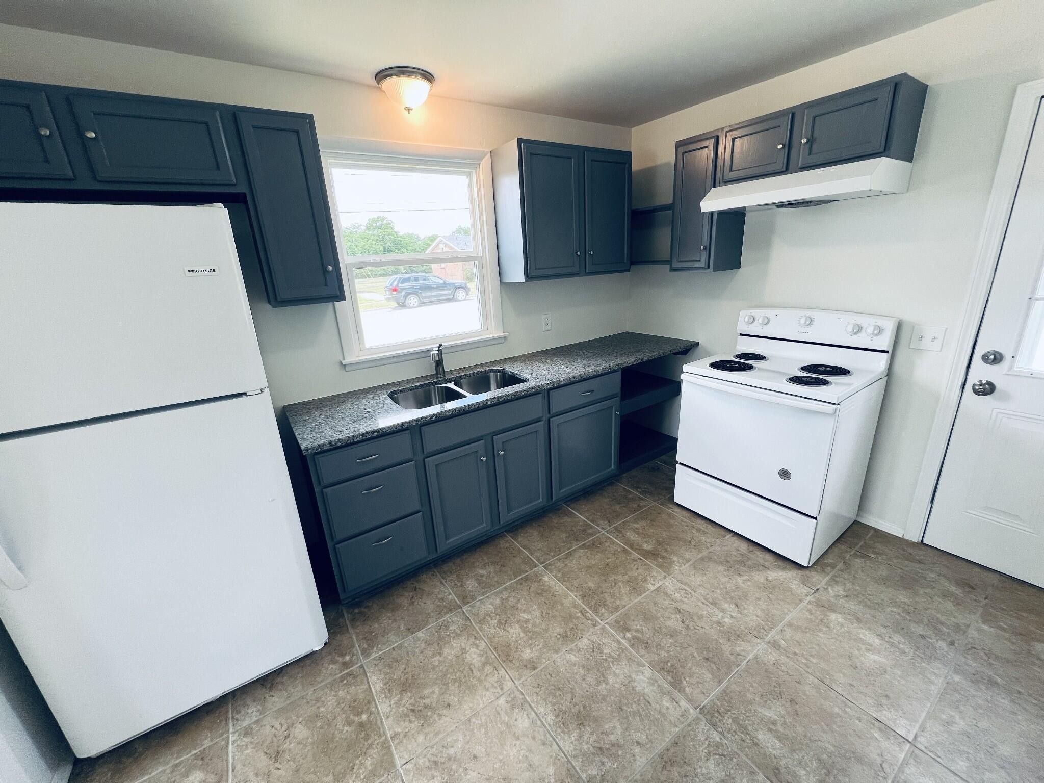601 C L Manier Street Lebanon TN 37087
