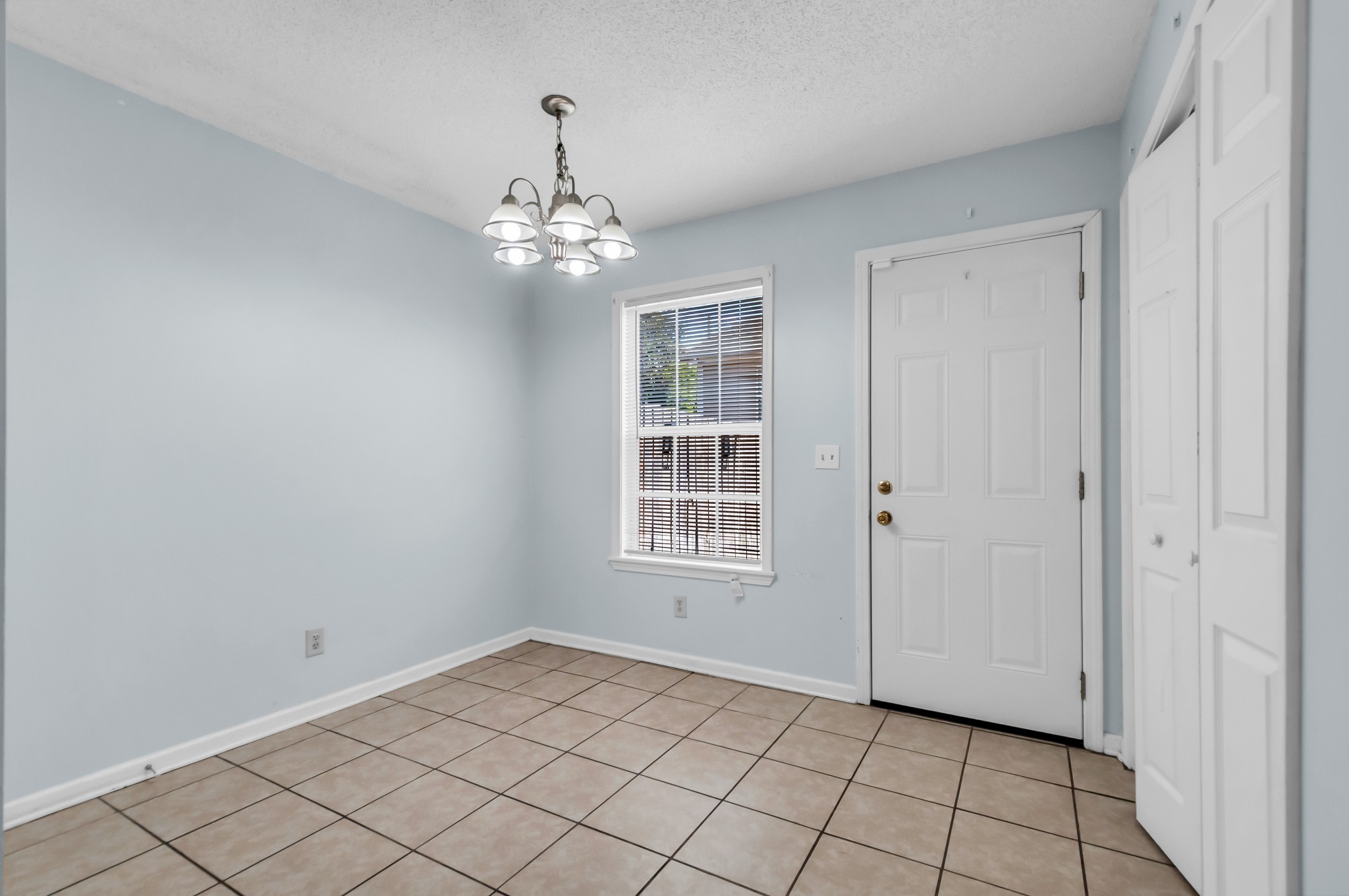 284 Raleigh Drive Clarksville TN 37043