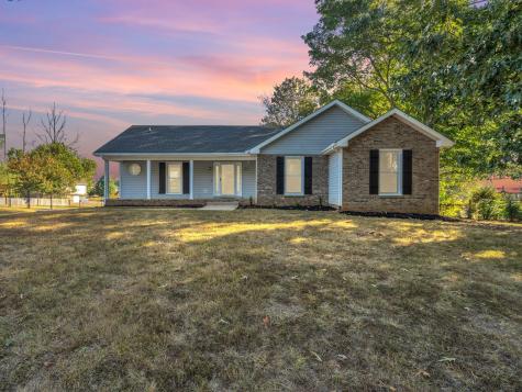 1778 Broadripple Drive Clarksville TN 37042