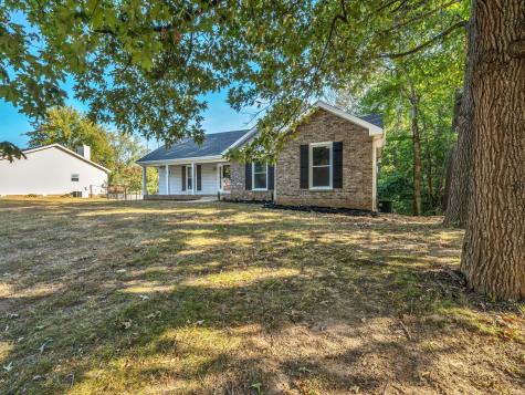 1778 Broadripple Drive Clarksville TN 37042
