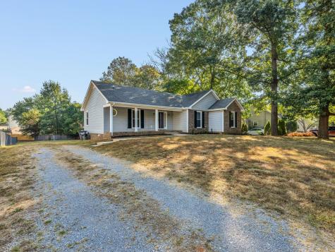 1778 Broadripple Drive Clarksville TN 37042