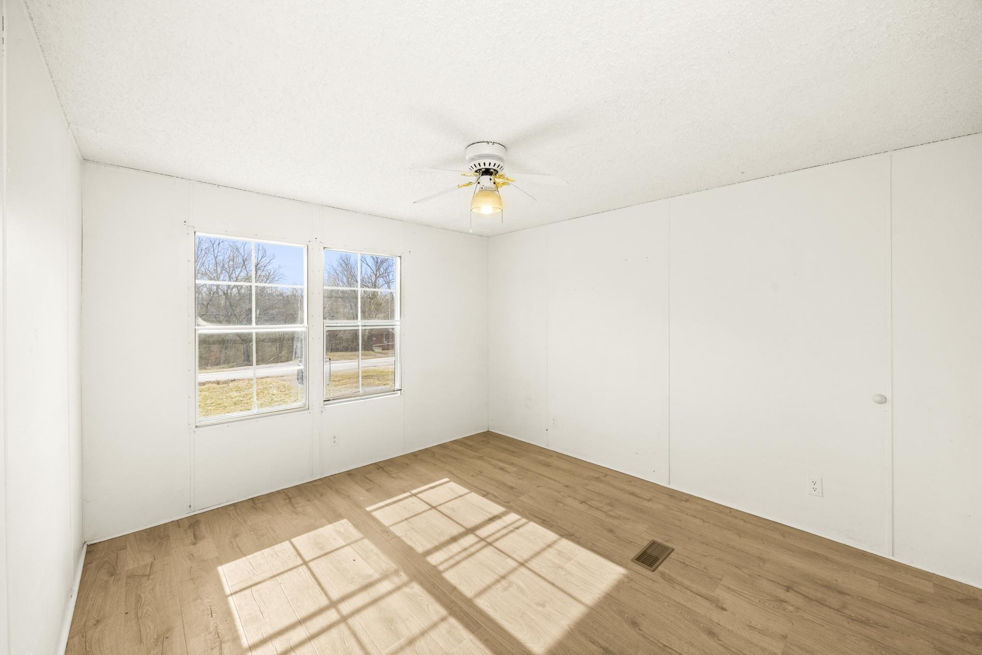 10940 Old Highway 52 Westmoreland TN 37186
