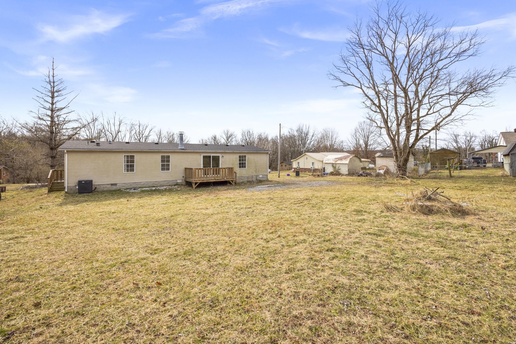 10940 Old Highway 52 Westmoreland TN 37186