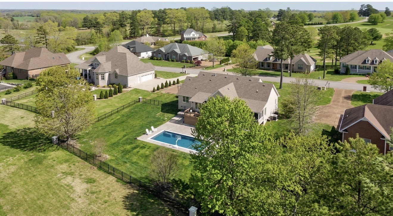 524 Country Club Drive Dickson TN 37055