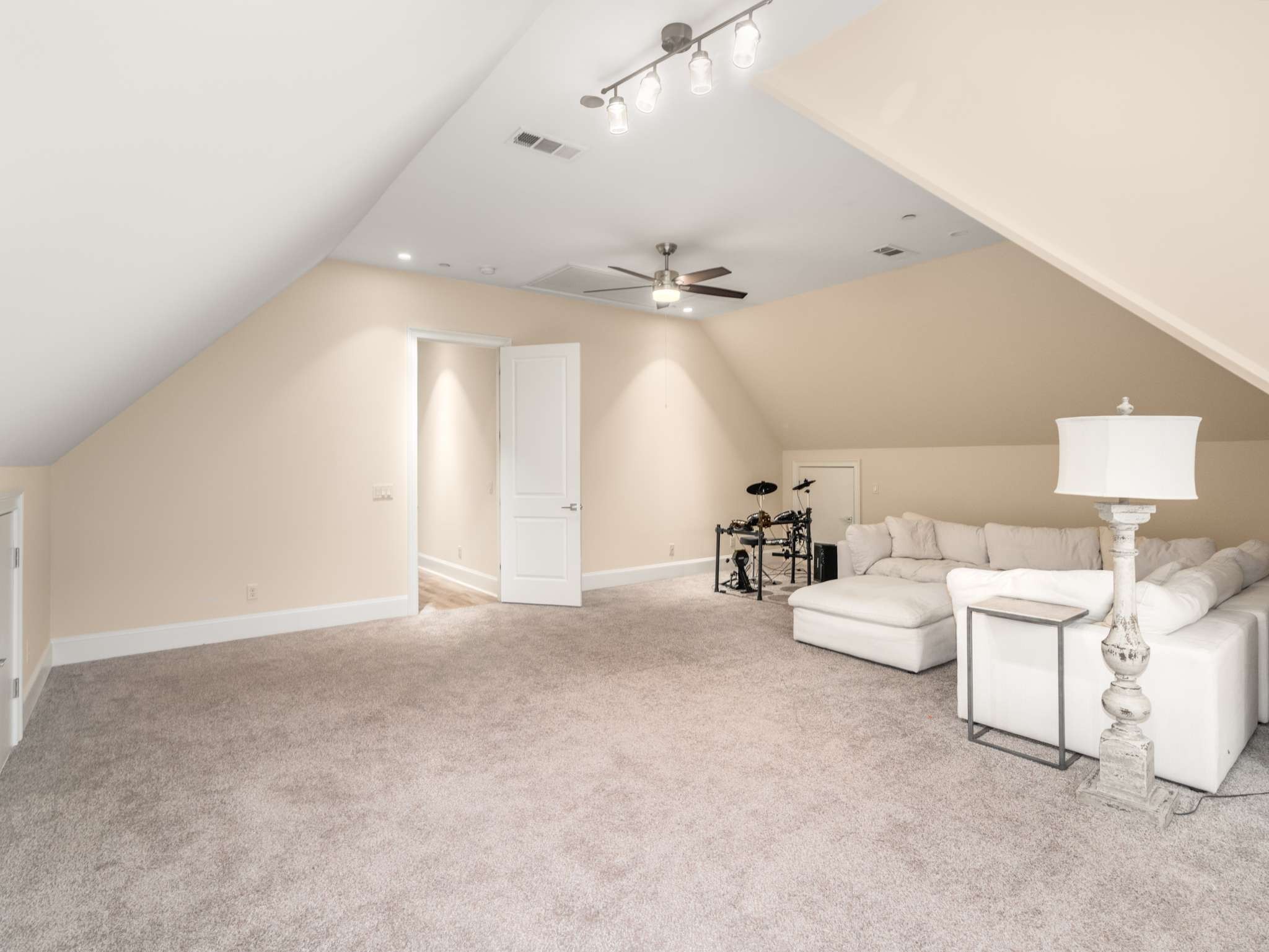1110B Biltmore Drive Nashville TN 37204