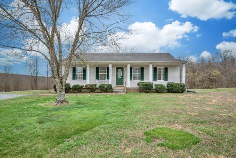 1021 Deerfield Drive Chapmansboro TN 37035