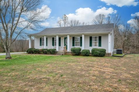 1021 Deerfield Drive Chapmansboro TN 37035
