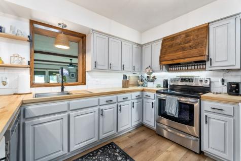 1653 Lester Flatt Road Sparta TN 38583