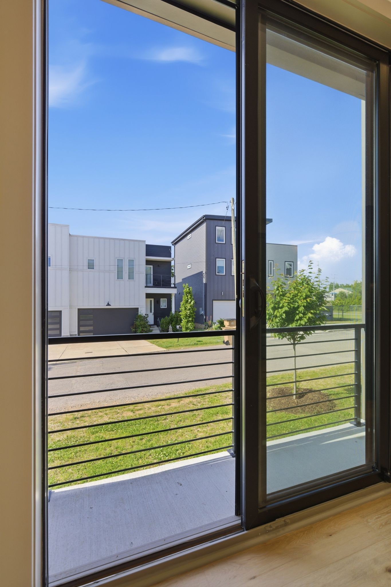 2014B 9th Ave, N Nashville TN 37208