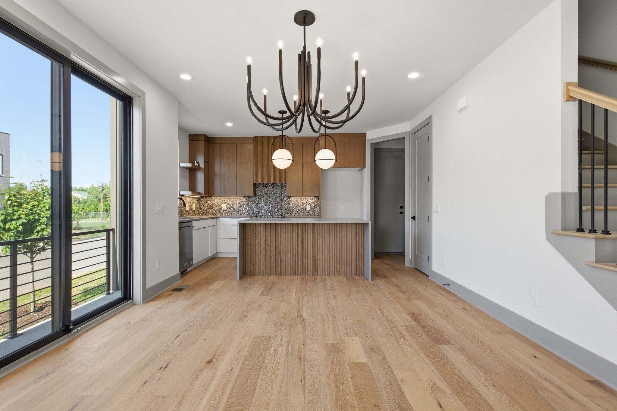 2014B 9th Ave, N Nashville TN 37208