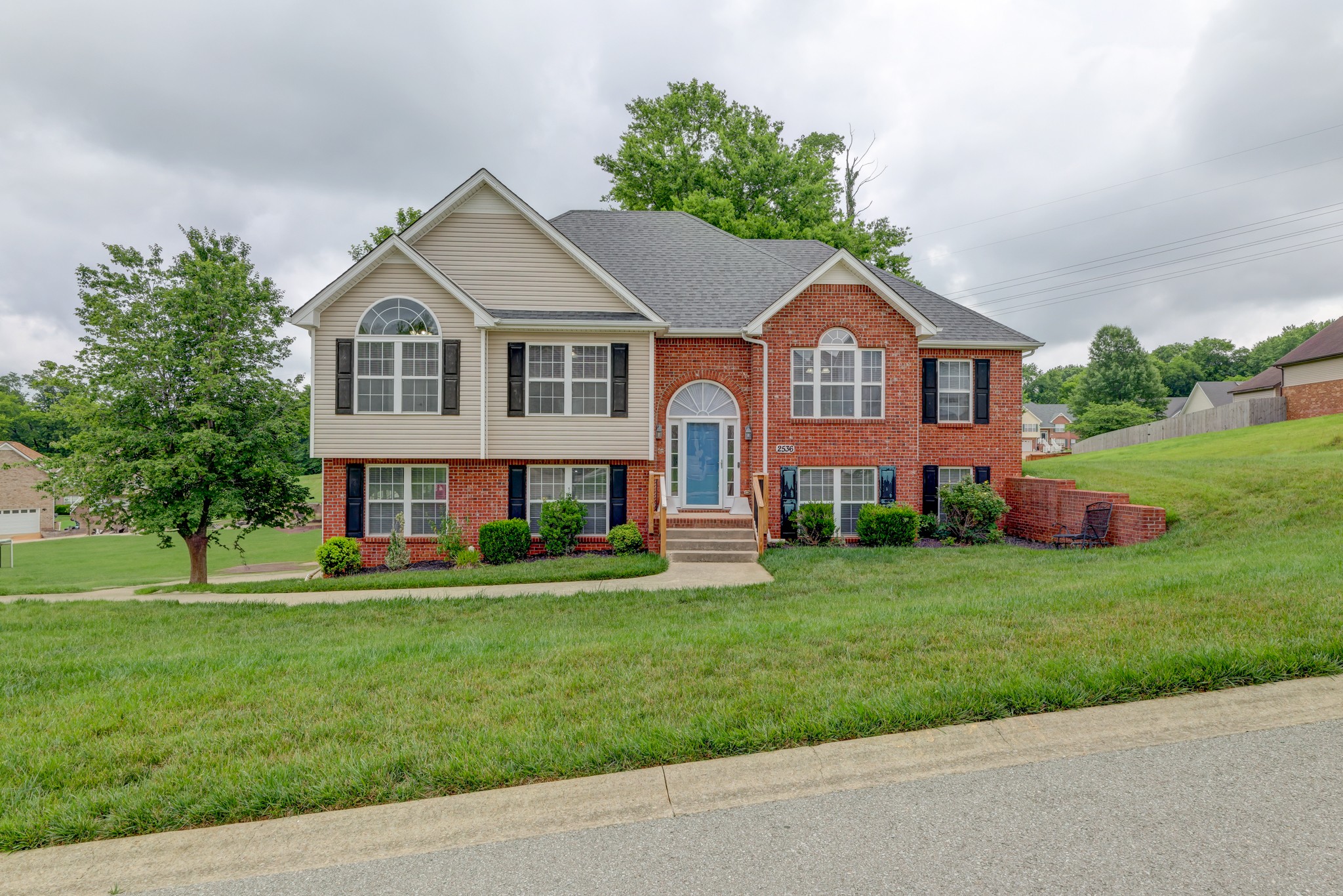 2536 Tennyson Drive Clarksville TN 37040