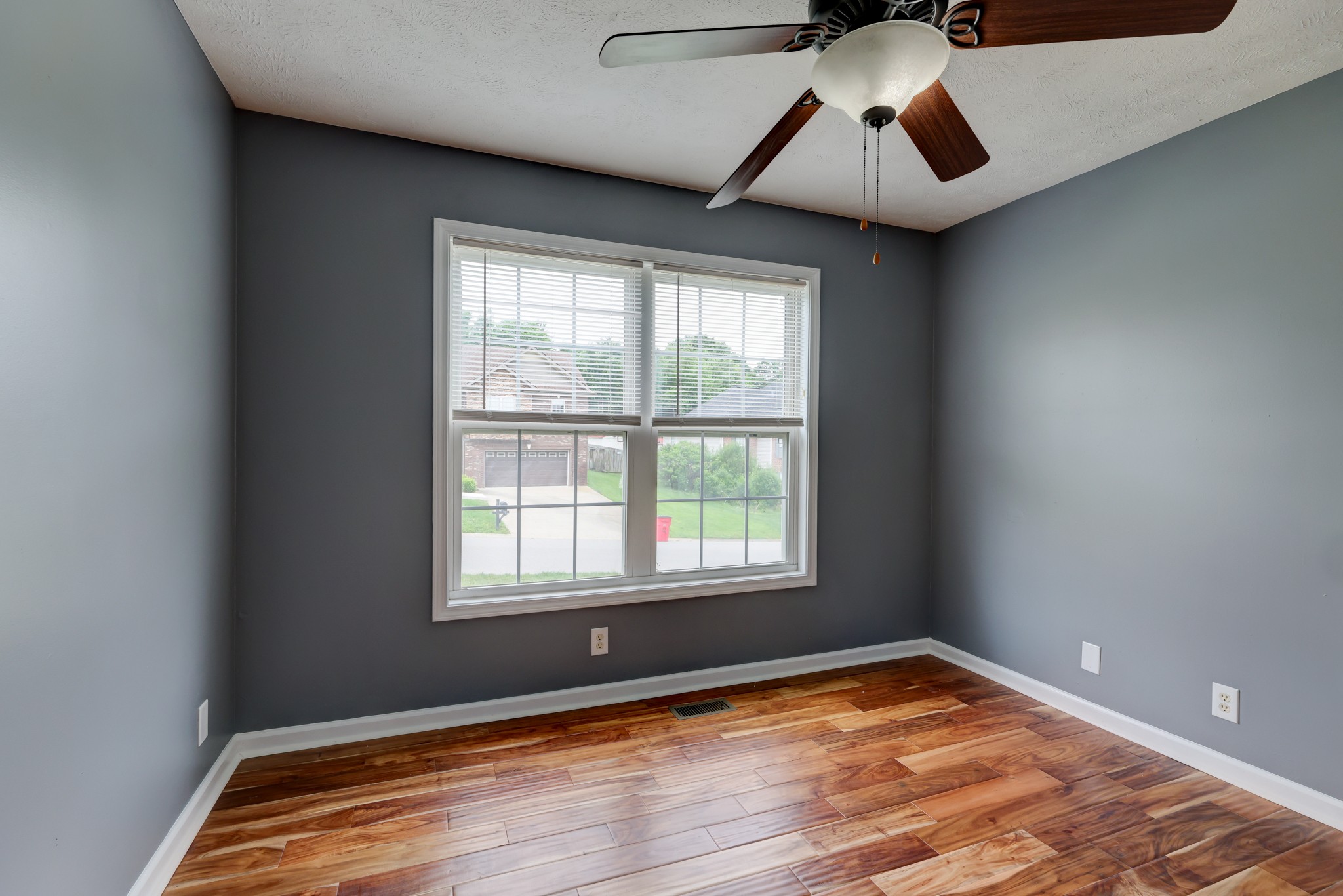 2536 Tennyson Drive Clarksville TN 37040