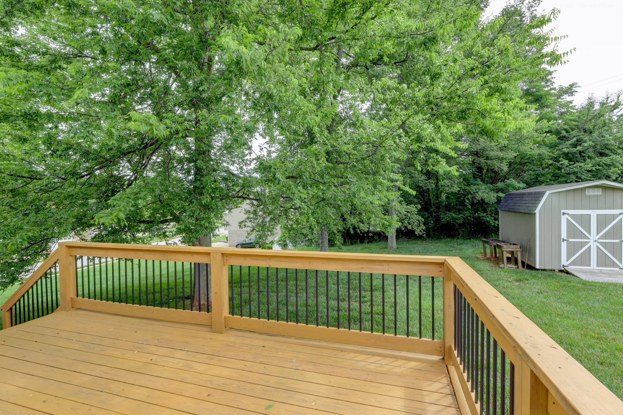 2536 Tennyson Drive Clarksville TN 37040