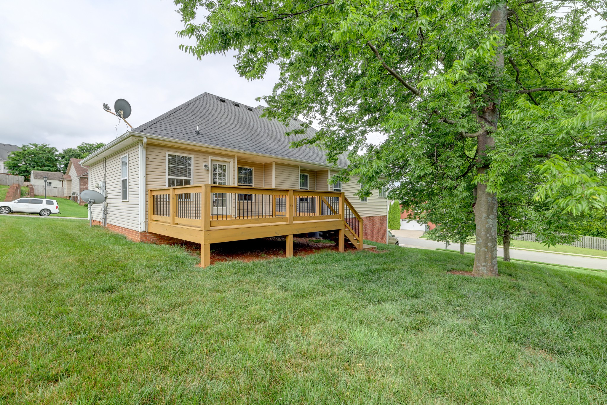 2536 Tennyson Drive Clarksville TN 37040
