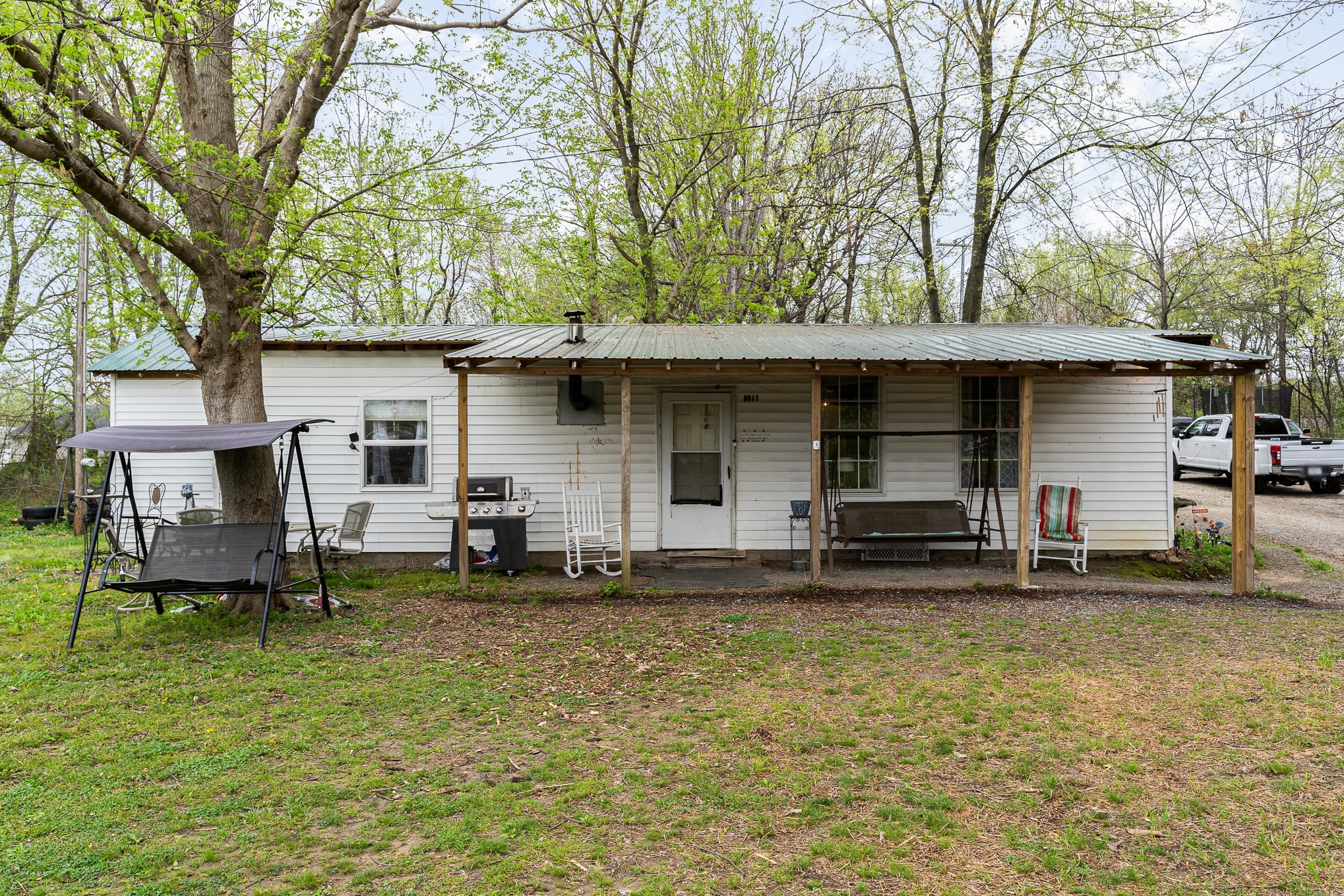 2244 Old Greenbrier Pike Greenbrier TN 37073