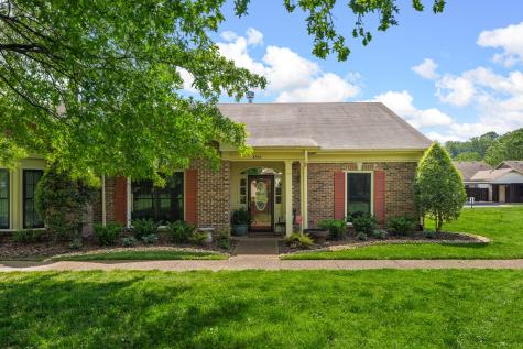 8542 Sawyer Brown Road Nashville TN 37221