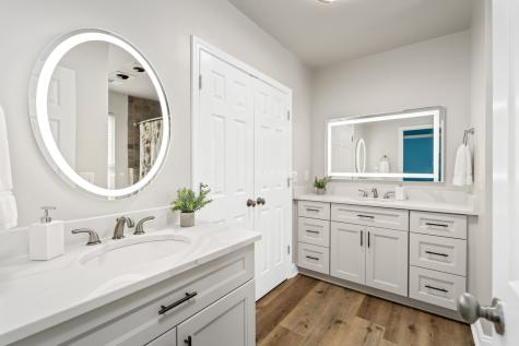8542 Sawyer Brown Road Nashville TN 37221